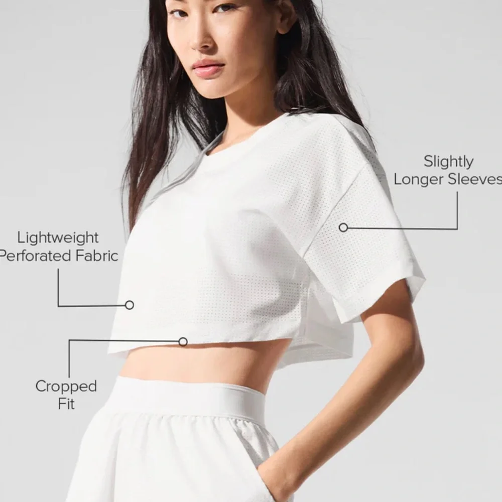 ALO Yoga Mesh Cropped Mirage Tee - Picture 8 of 11